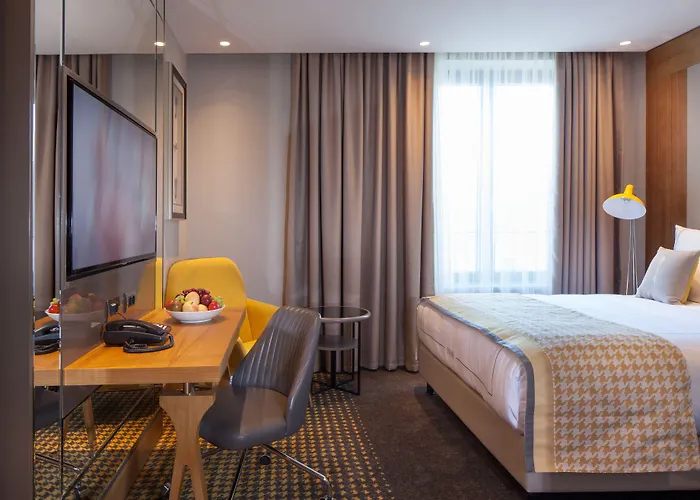 Titanic Chaussee 4* Berlim