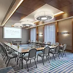 Hotel Titanic Chaussee