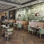 Titanic Chaussee Hotel