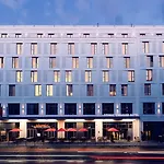 Hotel Titanic Chaussee 4*