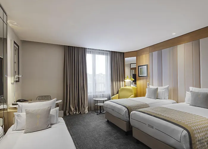 Otel Titanic Chaussee 4*