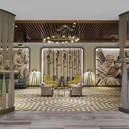 Titanic Chaussee Szálloda