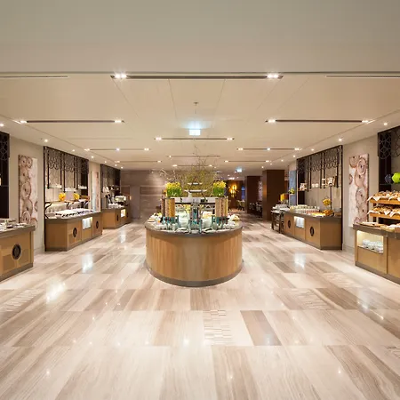 Titanic Chaussee Szálloda