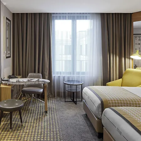 Szálloda Titanic Chaussee